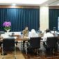 Menteri ATR/BPN tengah mengadakan rapat.