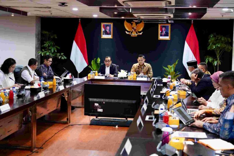 Rapat koordinasi yang digelar di Kantor Kementerian Koordinator Bidang Infrastruktur dan Pembangunan Kewilayahan pada Selasa (14/1/2025),