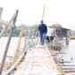 Menteri ATR/BPN meninjau lokasi pagar laut.