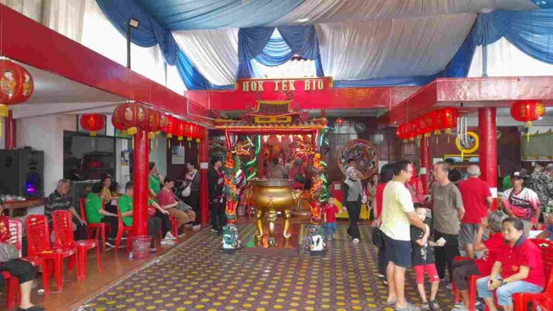 Kuliner gratis di klenteng Ciamis.