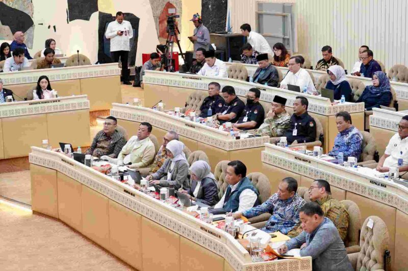 Kementerian ATR/BPN rapat kerja dengan DPR RI.