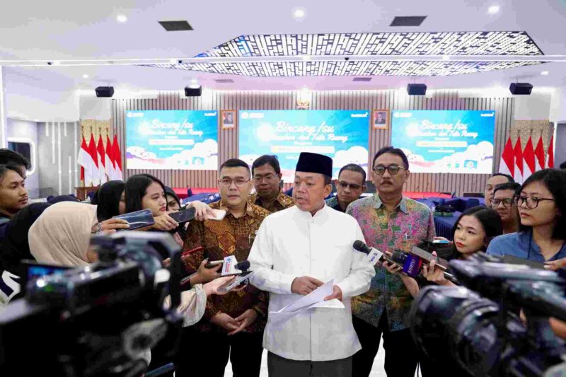 Menteri Nusron saat diwawancarai oleh awak media.