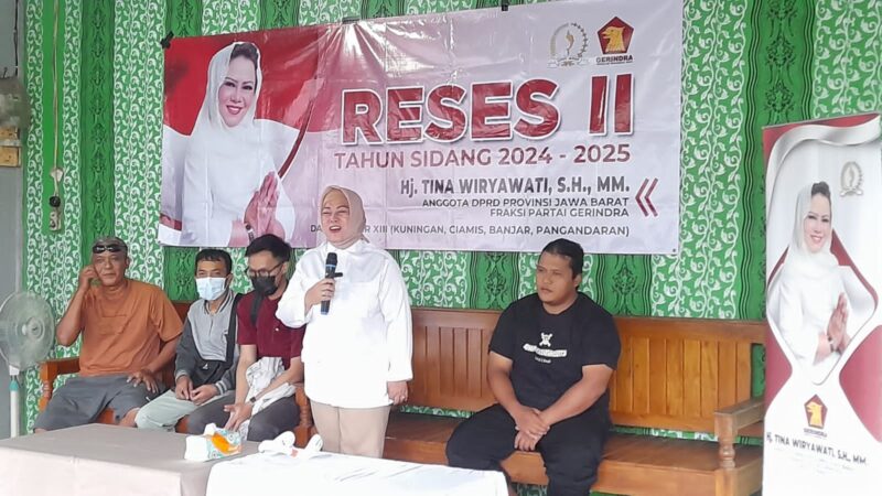 Anggota DPRD Jabar, Tina Wiryawati menyerap aspirasi warga Pangandaran.