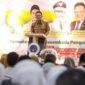 Bupati Ciamis, Herdiat Sunarya berikan sambutan di Seminar Nasional di Aula Stikes Muhammadiyah Ciamis, Senin (28/4).