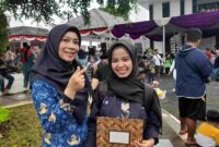 Plt Kabid PPA DP2KBP3A Ciamia berfoto bersama Ketua FAD.