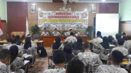PGRI Kabupaten Ciamis menggelar Konferensi.