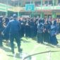 Pelepasan siswa di SMPN 5 Ciamis diwarnai edukasi dari Pemadam Kebakaran.