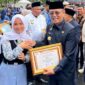 PIK-R Segmentasi Beraksi berfoto dengan Bupati Ciamis.