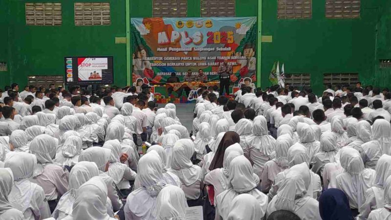 Hari pertama MPLS di SMAN 1 Ciamis.
