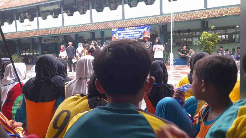 Kegiatan MPLS di SMPN 4 Ciamis.