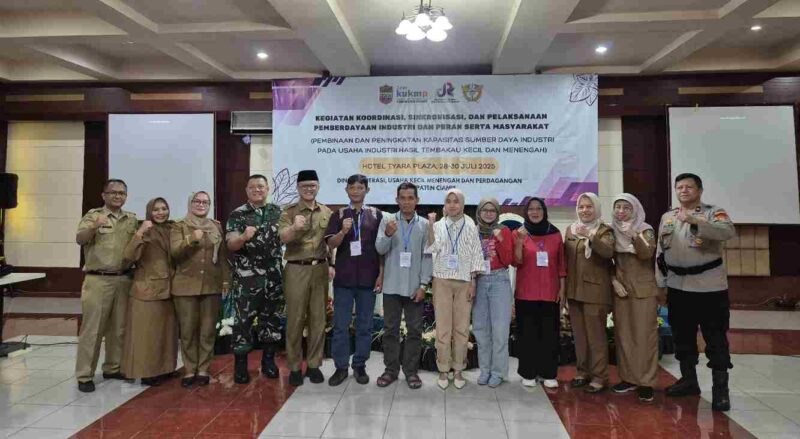 Pembinaan dan Peningkatan Kapasitas Sumber Daya Industri bagi pelaku usaha industri hasil tembakau kecil dan menengah.