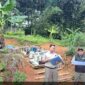 Kantor Pertanahan Kabupaten Ciamis melakukan peninjauan lapangan terhadap sejumlah bidang tanah wakaf.