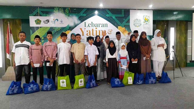 Lebaran yatim & difabel di Kemenag Ciamis.