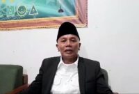 Pimpinan Ponpes Miftahul Ulum Bangunsirna, KH. Arif Chowas.
